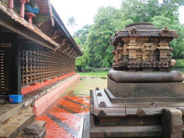 വൈഷ്ണവ ക്ഷേത്രം..പ്രതിഷ്ഠ ലക്ഷ്ണന്