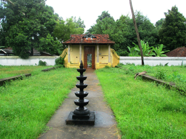 തിരുമൂഴിക്കുളം ഉണ്ടായ കഥ