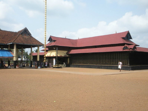 ആറന്മുള പാര്ഥസാരഥി ക്ഷേത്രം