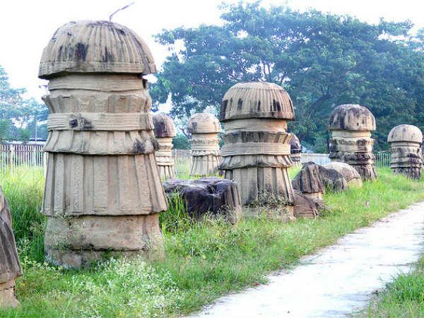 ഇന്ത്യക്കാര്ക്കു വിലക്കപ്പെട്ട ഇടങ്ങളില് കടക്കാന്!!