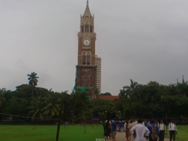 സന്ദര്ശകര്ക്ക് വിലക്ക്