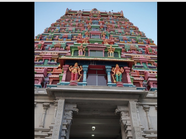 ചന്ദനംകൊണ്ടുള്ള വിഗ്രഹം