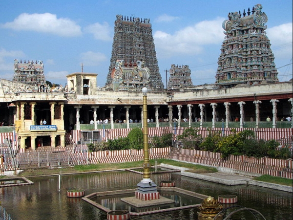പരമശിവനേക്കാള് പ്രാധാന്യം പാര്വ്വതി ദേവിക്ക്