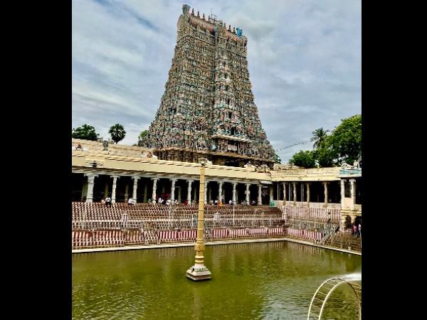 ക്ഷേത്രത്തിലെ വെള്ളപ്പൊക്കം