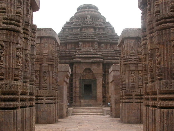 കൊണാര്ക്ക് ക്ഷേത്രം