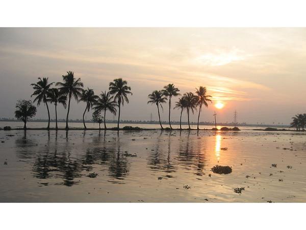 അഷ്ടമുടി കായല്