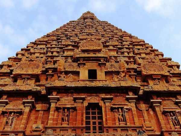 കൊത്തുപണികള്