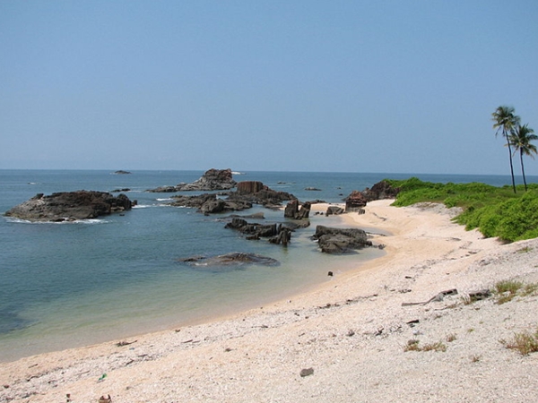 പ്രകൃതിദത്ത ദ്വീപുകള്