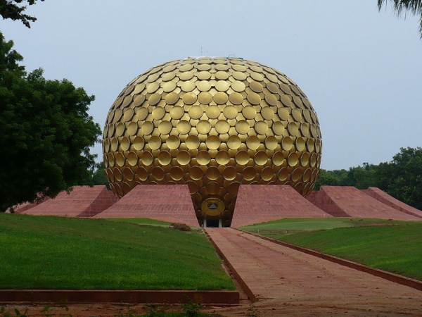 ഒറോവില്ല ആശ്രമം