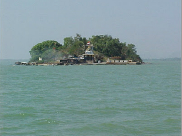 രാത്രികാലങ്ങളില് കേള്ക്കുന്ന നിലവിളി ശബ്ദം