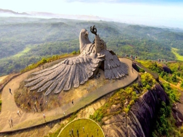 ജഡായു പതിച്ച ഭൂമി