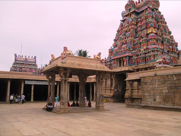 ഏഴു മതിലുകള്ക്കുള്ളിലെ വിഷ്ണു ക്ഷേത്രം