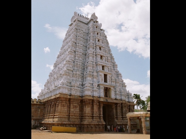 21 ഗോപുരങ്ങള്
