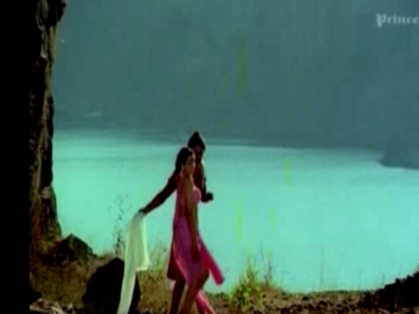 അറിയാതെ പോകുന്ന ഇടം