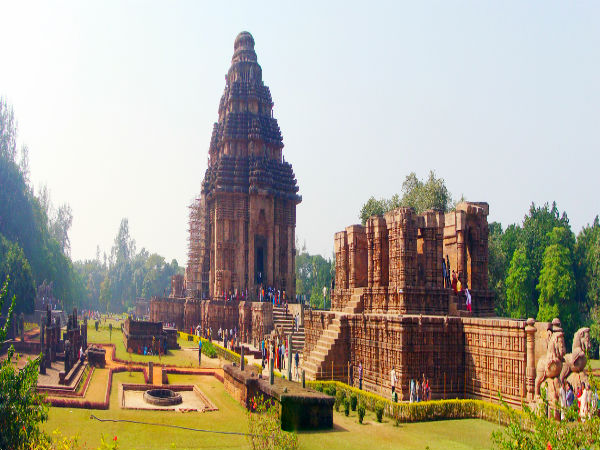 കൊണാര്ക്ക് സൂര്യക്ഷേത്രം ഒഡീഷ