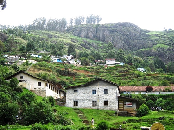 കെട്ടി താഴ്വര