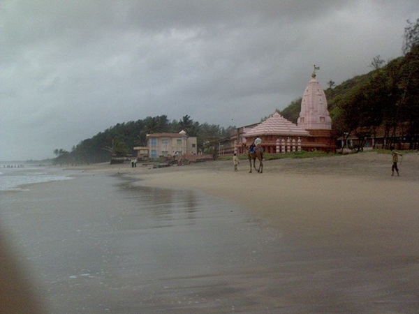 ഗണപതിപുലെ ബീച്ച്