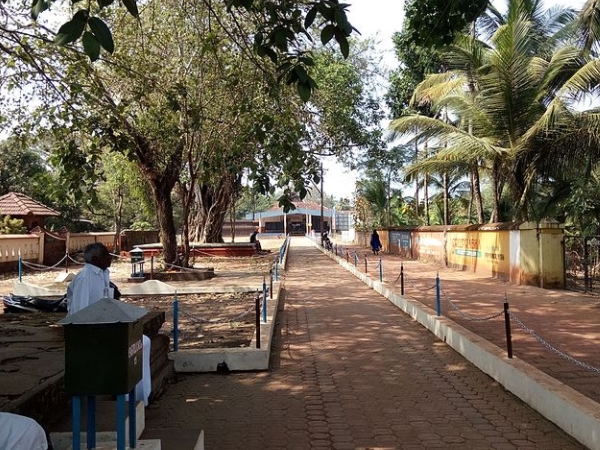സന്യാസിമാര്ക്ക് പ്രവേശനമില്ലാത്ത ക്ഷേത്രം