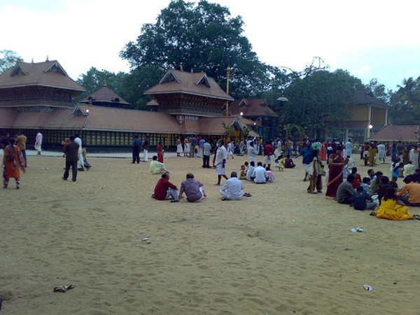 ശാര്ക്കര ദേവി ക്ഷേത്രം വര്ക്കല