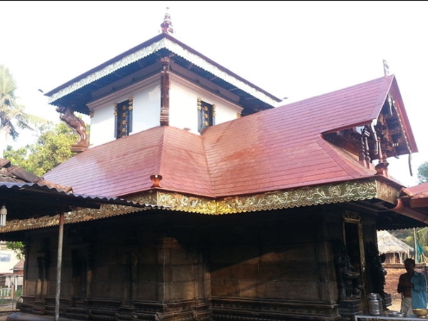 തൃക്കപാലീശ്വര ക്ഷേത്രങ്ങളിലൊന്നാണ് നിരണം