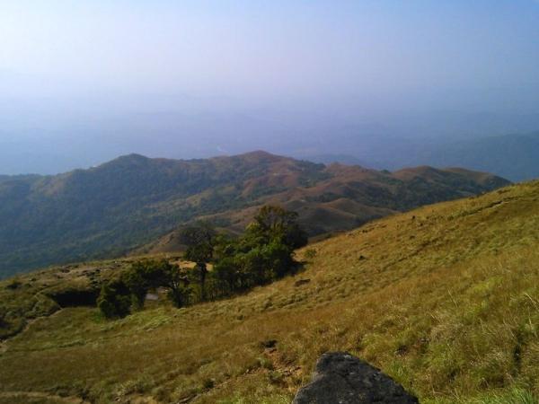 കുന്നിന്മുകളിലെ ക്ഷേത്രങ്ങള്