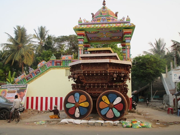 വ്യാഴാഴ്ചകളില്