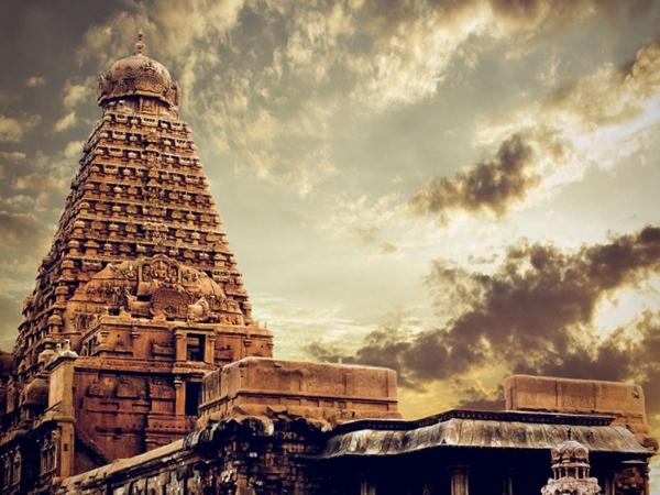 ബൃഹദീശ്വര ക്ഷേത്രം തഞ്ചാവൂര്