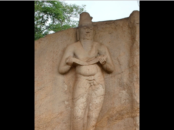 താന് പൊരുനൈ