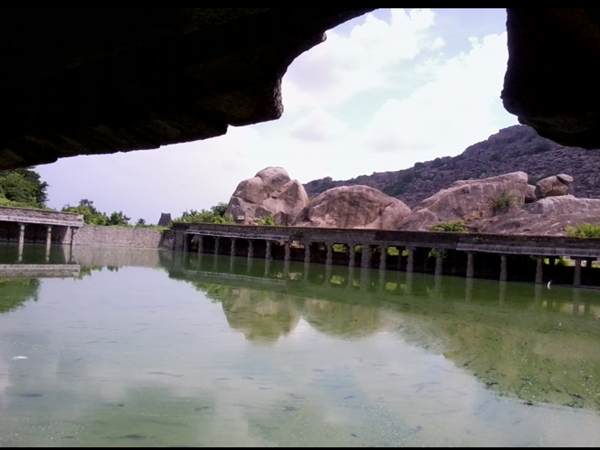 അധിനിവേശങ്ങളുടെ ചരിത്രം