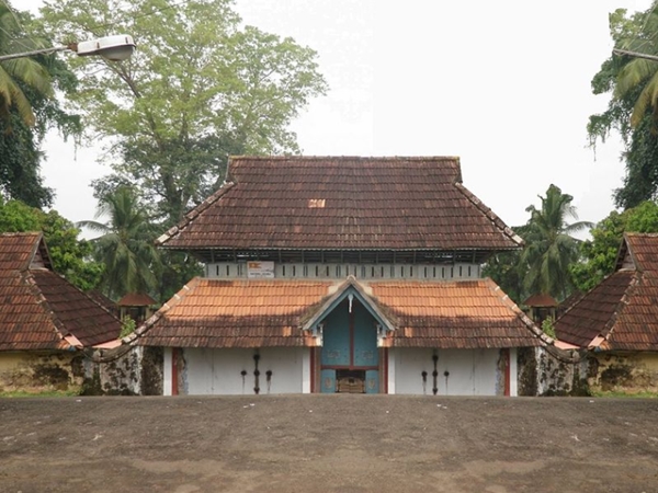 ക്ഷേത്രത്തില്