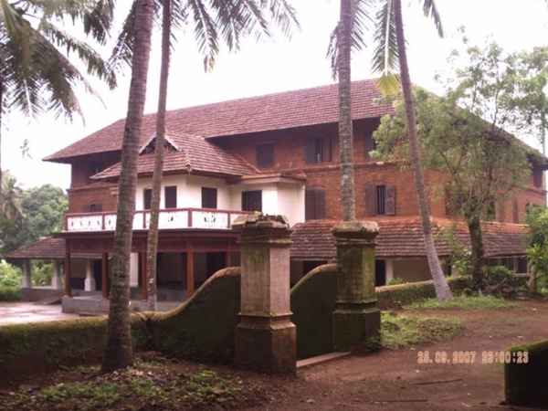 നീലകണ്ഠന് മീശപിരിച്ച വരിക്കാശ്ശേരി മന