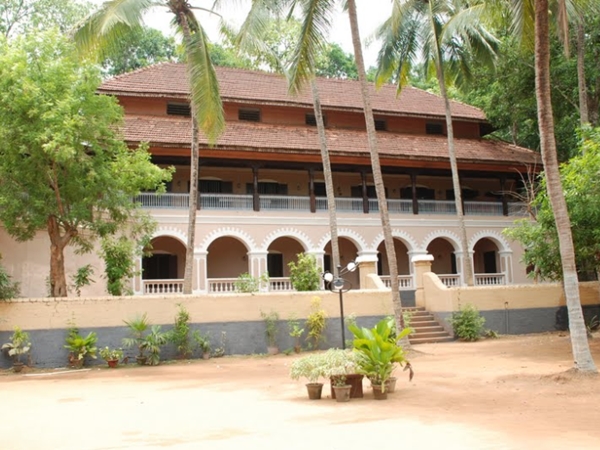 പത്തായപ്പുര