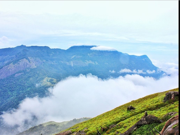 ഏഴുമലകള് കടന്നെത്തുന്ന കൈലാസം