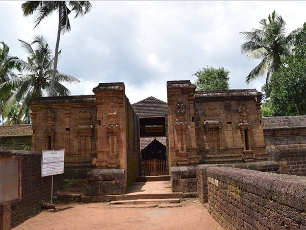 ചെമ്മന്തിട്ട മഹാദേവ ക്ഷേത്രം