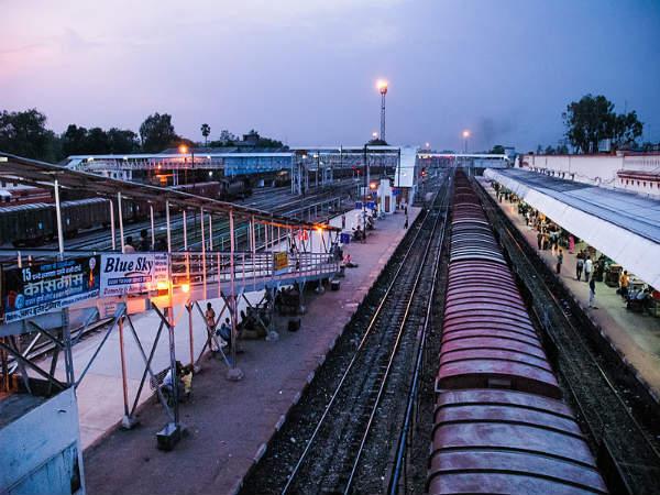 വാരണാസി ജംങ്ഷന് റെയില്വേ സ്റ്റേഷന്