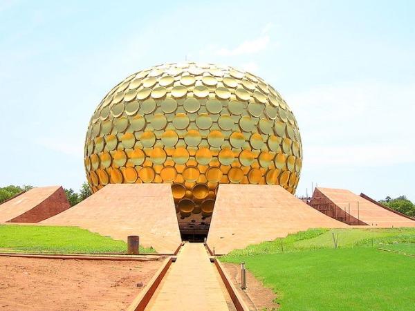 ഓറോവില്
