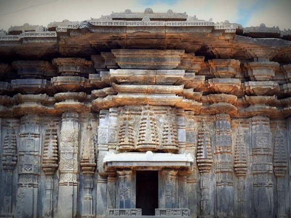 72 വര്ഷം നീണ്ടു നിന്ന നിര്മ്മാണം