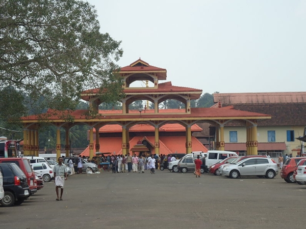 ആയിരത്തിലധികം വര്ഷം പഴക്കമുള്ള ക്ഷേത്രം