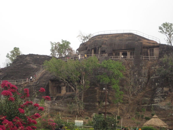 പാണ്ഡവ് ഗുഹകള്