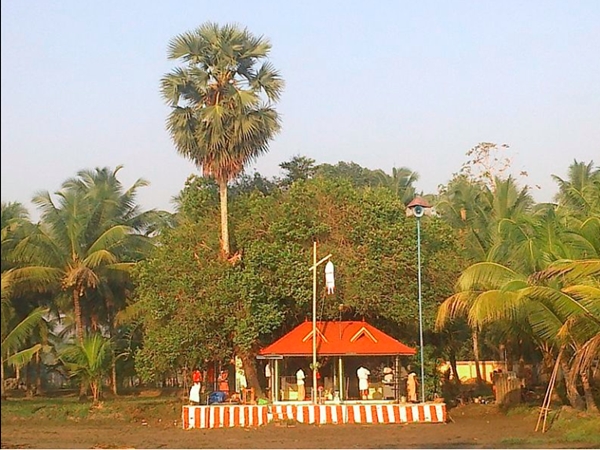 വേതാളന്കാവ് മഹാദേവ ക്ഷേത്രം