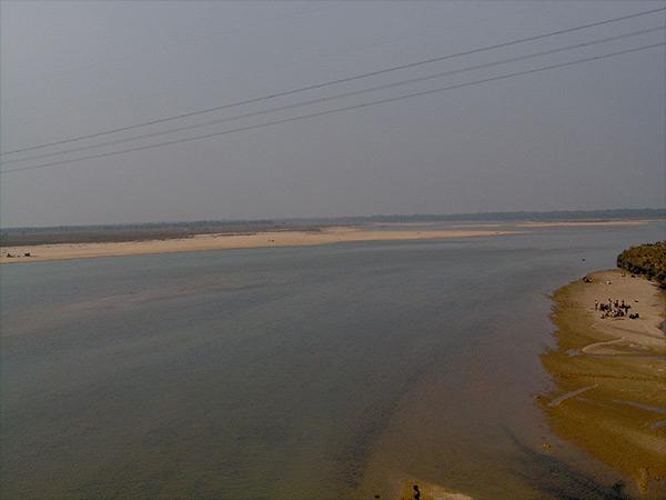 സ്വര്ണ്ണം ഒഴുകുന്ന സുബര്ണരേഖാ നദി