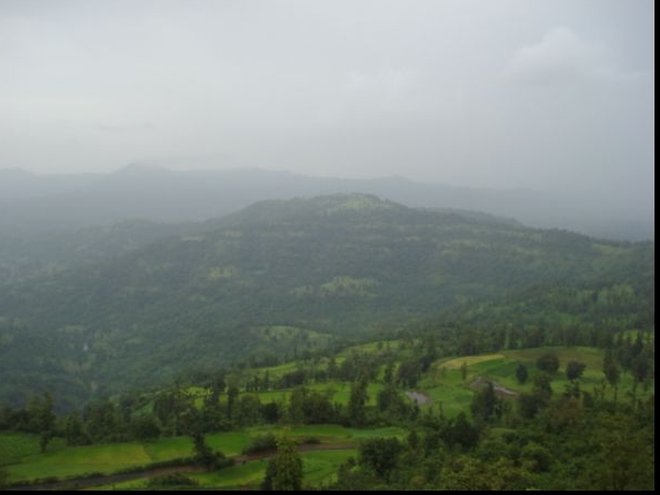 2500 അടി ഉയരം