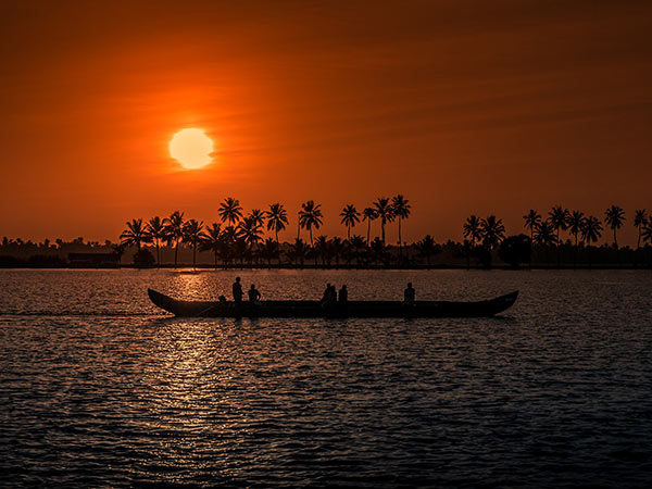 കേരളം