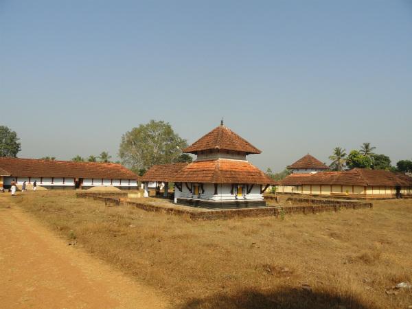 പന്നിയൂരമ്പലം