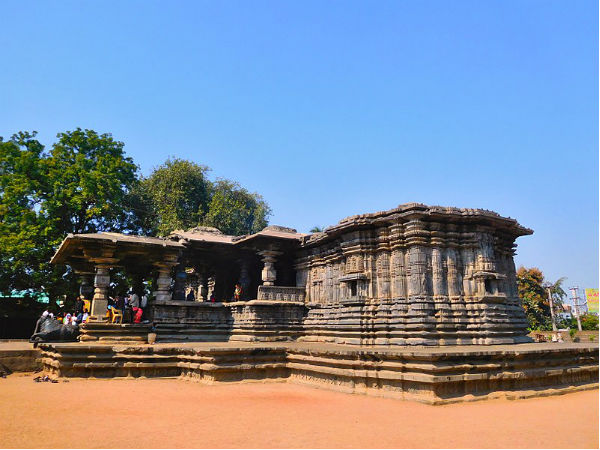 ആയിരം തുണുകളുള്ള ക്ഷേത്രം
