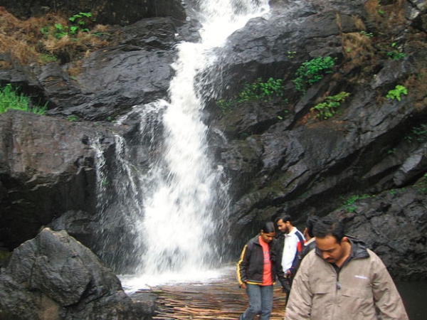സംരക്ഷിക്കേണ്ടത് സഞ്ചാരികള്