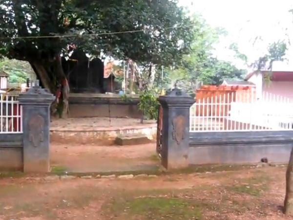 പൂജകള് ഇല്ലാത്ത ക്ഷേത്രം