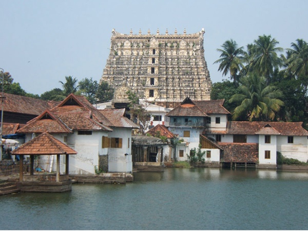 ദ്രാവിഡ വാസ്തുവിദ്യയും കേരളീയ നിർമ്മാണ ശൈലിയും