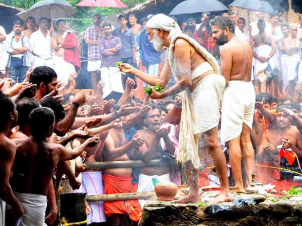 വിവിധ സമുദായങ്ങളുടെ ഉത്സവം