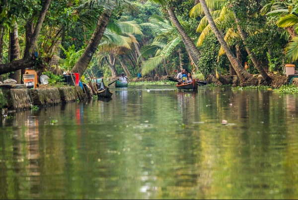 അസ്തമിച്ച പ്രതാപം